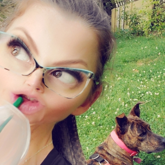 Meet your Posher, R - Picture 1 of 1